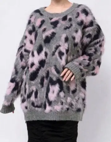 jouetie 쥬에티 패턴 샤기 니트 풀오버 레오파드