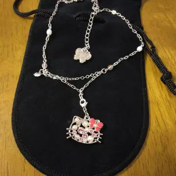 ANNA SUI x 헬로키티 목걸이 스톤 포함