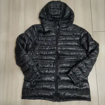 유니클로 후드 드로 코드 포함 다운 자켓 XL