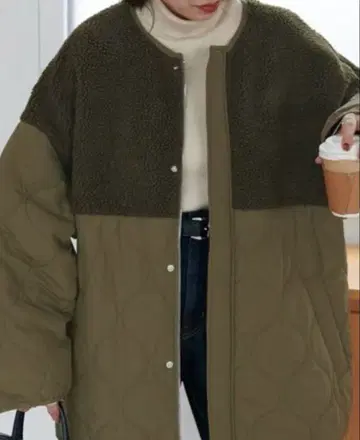 보아 절개 퀼팅 코트 올리브 그린 퀼팅 자켓