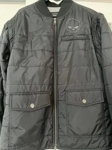 블랙 패디드 자켓 스컬 로고 자수