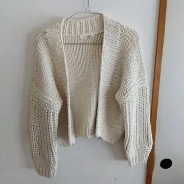 케이블 니트 가디건