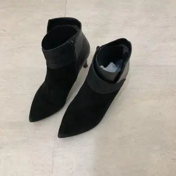 스타카토 STACCATO 스웨이드 숏부츠 [ 23.0cm ]