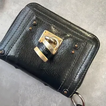 끌로에 이단 접이식 지갑 블랙