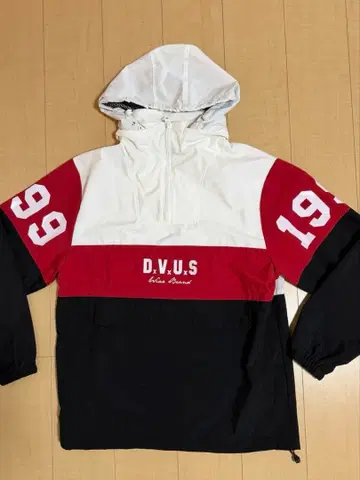 Deviluse 아노락 풀오버 아우터