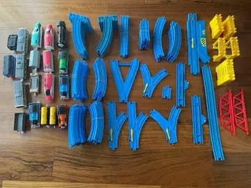 프라레일 묶음 판매 [ 레일 99개 덤 차량 21량 ]