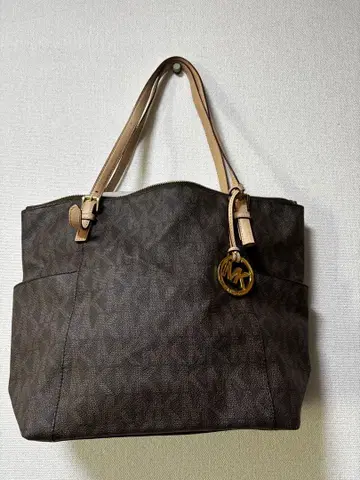 Michael Kors 다크 브라운 토트백