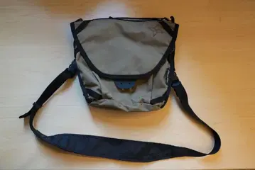 퍼고웍스의 숄더백