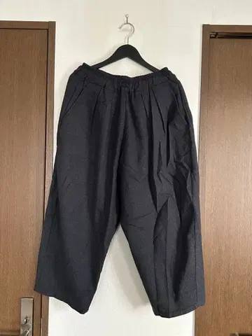 GOLD WIDE EASY PANTS M 사이즈