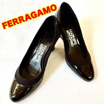 FERRAGAMO 블랙 웨지힐 펌프스 22.5cm