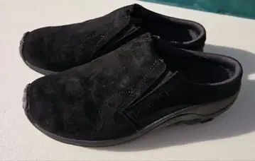 MERRELL 블랙 슬립온