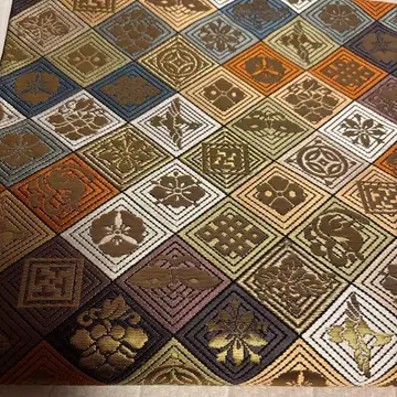 고급 후쿠로 오비 금실 자수 일본풍 패턴