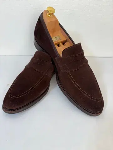 Crockett & jones 로퍼. 대표적인 SYDNEY 모델