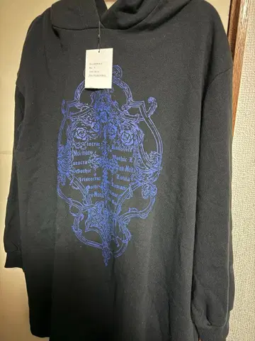 moi meme moitie 모와티에 장미 엠블럼 후디 후드티