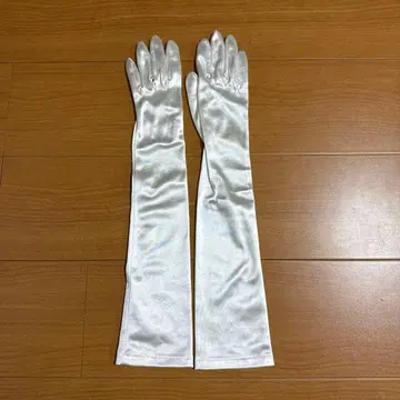 트리트 드레싱 롱 웨딩 글로브 화이트