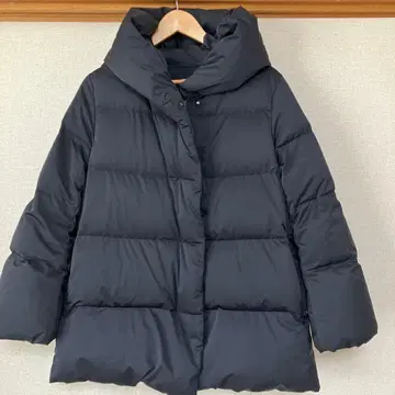 유니클로 파우더 다운 네이비