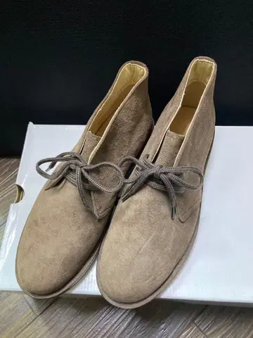 허시파피 브라운 스웨이드 트 부츠 23cm