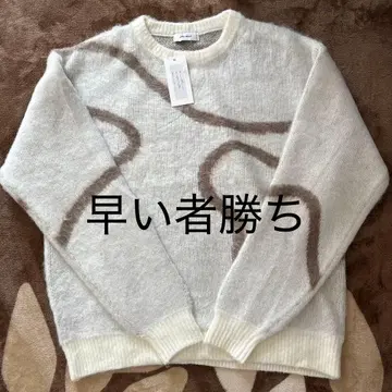 화이트/베이지 니트 스웨터 M 사이즈