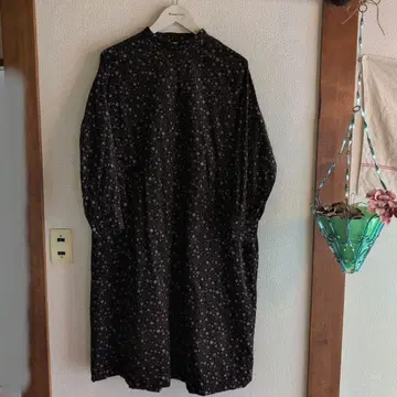 클라우드나인 꽃무늬 코듀로이 원피스