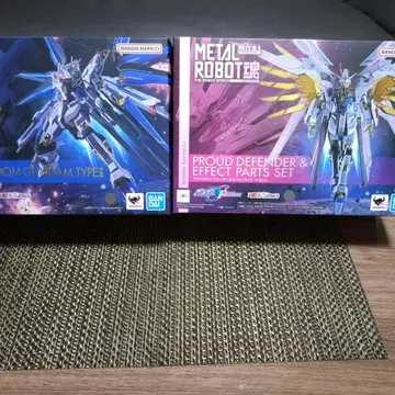 METAL ROBOT혼 스트라이크 프리덤 이식 / 프라우드 디펜더 세트