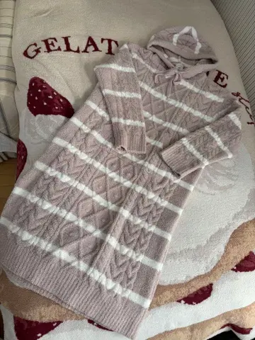 젤라또피케 아란 니트 보더 드레스 핑크