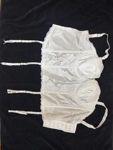 브라이덜 이너 F75 아모스타일