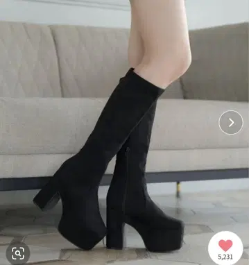 통굽 스웨이드 느낌 롱 부츠 (블랙)