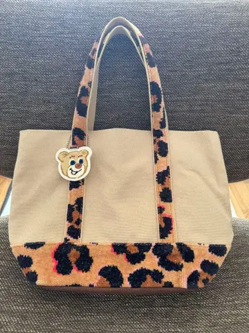 페이 루쿠아 한정판 토트백