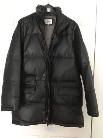 퍼 후드 가죽 다운 자켓 블랙 소가죽