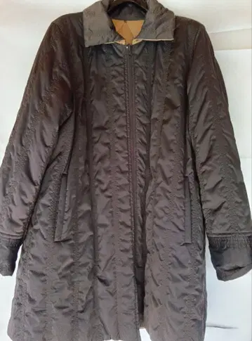 다 13호 다크 브라운 베이지 리버서블 퀼팅 코트