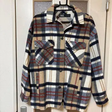 ZARA 체크 무늬 셔츠 자켓 L 사이즈