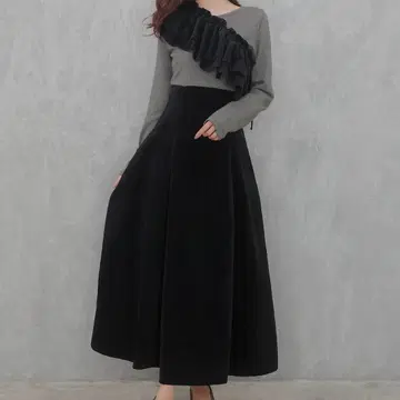 새시 포함 벨로아 도킹 니트 원피스