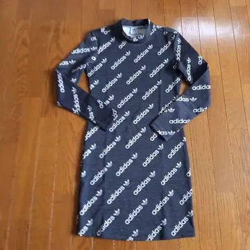 adidas 로고 프린트 긴팔 원피스 L