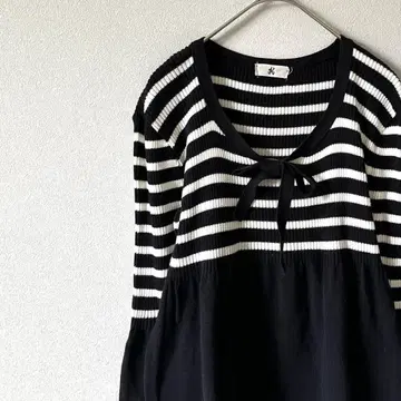 니트 스웨터 튜닉 크루넥 보더 가슴 리본 플레어