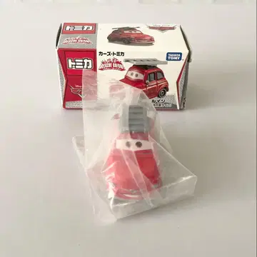 루이지 소방차 타입 카즈 토미카 새상품급 디즈니