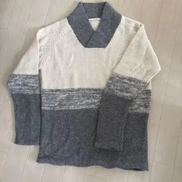 아이보리 그레이 보더 니트