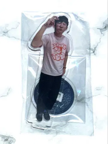 롱 코트 다디  respect 아크릴 스탠드