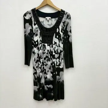 에스카다 로럴 Laurel 올 패턴 레이온 긴팔 원피스 M 상당