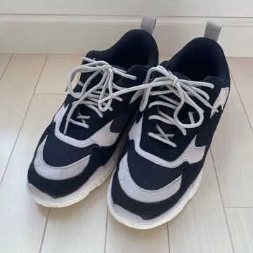 새상품급 BAYFLOW 블랙/그레이 스니커즈