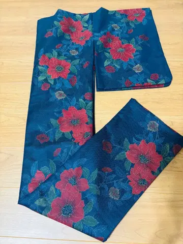 네이비 빨간색 꽃무늬  기모노