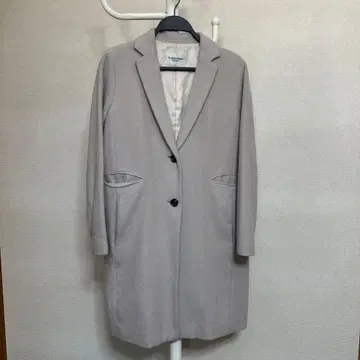 르 쿠르 블랑 그레이 체스터 코트