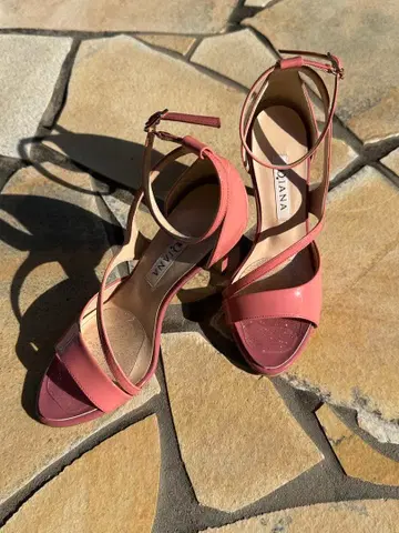 Diana 다이애나 핑크 스트랩 하이힐