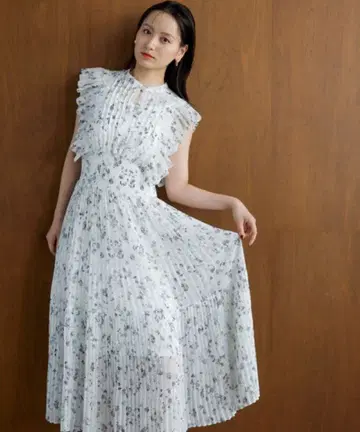 snidel Sustainable 프릴 원피스