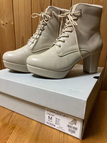 STORM LACE UP 7 크림 M 힐 10cm