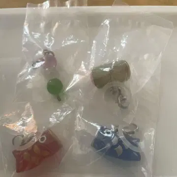 캡슐 토이 피규어 4개 세트