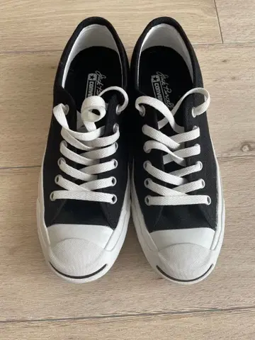 Jack Purcell 블랙 스니커즈 (size 23.5)
