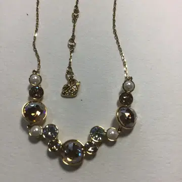 Swarovski 스와로브스키 venda 목걸이
