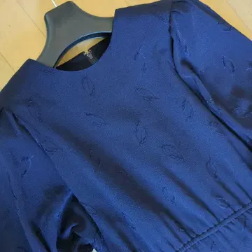 네이비 긴팔 원피스 잎 자수 새상품급 보관품