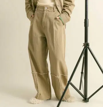 KBF 프린지 스트레이트 팬츠