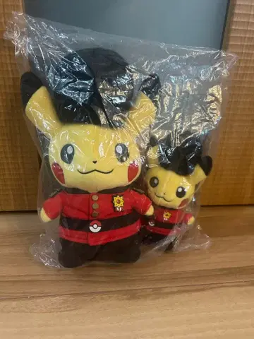 포켓몬 봉제 인형 영국 피카츄 런던 마스코트